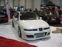 Click image for larger version

Name:	Tuning_Show_2008_-_014_-_Seat_Leon.jpg
Views:	24
Size:	832.8 KB
ID:	3034604