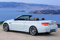 Click image for larger version

Name:	BMW_M3_Cabrio_Low_Res_005.jpg
Views:	50
Size:	68.8 KB
ID:	426864