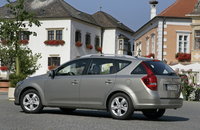 Click image for larger version

Name:	2010-Kia-Ceed-SW-4.jpg
Views:	61
Size:	507.5 KB
ID:	1069221