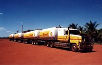 Click image for larger version

Name:	164AusRoadTrain.jpg
Views:	226
Size:	34.8 KB
ID:	626045