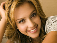 Click image for larger version

Name:	Jessica-Alba-060.jpg
Views:	111
Size:	213.3 KB
ID:	2335269