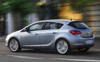 Click image for larger version

Name:	112_0907_07z+2010_opel_astra+side.jpg
Views:	2135
Size:	48.3 KB
ID:	1008109