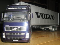 Click image for larger version

Name:	Volvo FH12.jpg
Views:	560
Size:	1.52 MB
ID:	794954
