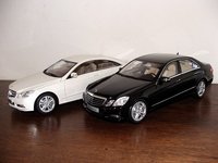 Click image for larger version

Name:	Dealer-edition-DE-E-class-coupe-norev-e-class-limousine-minichamps-1-18-scale-model-car.jpg
Views:	42
Size:	248.0 KB
ID:	2523875