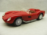 Click image for larger version

Name:	Ferrari 250 TR - BBURAGO 1-43 3.JPG
Views:	15
Size:	1.26 MB
ID:	3096998