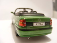 Click image for larger version

Name:	Opel Astra F cabrio - IXO ALTAYA 1-43 6.JPG
Views:	17
Size:	1.30 MB
ID:	2398329