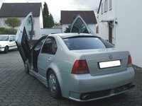 Click image for larger version

Name:	VW-Bora-Hinten.jpg
Views:	333
Size:	84.3 KB
ID:	740232