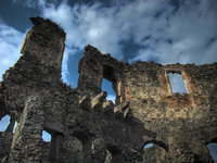 Click image for larger version

Name:	Ruine (1)_ (2)_ (3)_ (4)__tonemapped - Resized.jpg
Views:	78
Size:	596.3 KB
ID:	532712