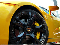 Click image for larger version

Name:	Lamborghini-Wheels.jpg
Views:	56
Size:	144.2 KB
ID:	1616575
