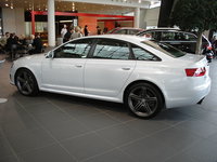 Click image for larger version

Name:	800px-Audi_RS_6_side.jpg
Views:	175
Size:	89.9 KB
ID:	2405870