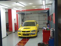 Click image for larger version

Name:	SKN EVO 9  yellow.JPG
Views:	574
Size:	69.4 KB
ID:	692695