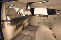 Click image for larger version

Name:	Rolls-Royce_Phantom_222156g.jpg
Views:	219
Size:	109.2 KB
ID:	228206