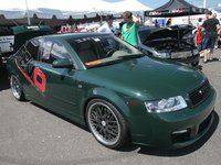 Click image for larger version

Name:	160_0607_et_+2006_waterfest_b6_audi_a4_green+front_view_z.jpg
Views:	54
Size:	61.7 KB
ID:	1332067