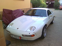 Click image for larger version

Name:	porsche 928 006.jpg
Views:	158
Size:	244.1 KB
ID:	1578744