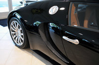 Click image for larger version

Name:	veyron001_14.jpg
Views:	131
Size:	263.9 KB
ID:	973296