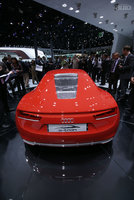 Click image for larger version

Name:	audi-r8-e-tron-40m.jpg
Views:	395
Size:	83.5 KB
ID:	1087758