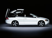 Click image for larger version

Name:	volvo--ice-white-c70-coupe-convertible_1.jpg
Views:	873
Size:	179.9 KB
ID:	823999