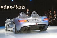 Click image for larger version

Name:	mercedes-mclaren-slr-stirling-moss_5.jpg
Views:	579
Size:	312.3 KB
ID:	751552