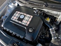 Click image for larger version

Name:	eurp_1010_04_o+2004_volkswagen_gti+custo_engine_cover.jpg
Views:	91
Size:	94.8 KB
ID:	1676075