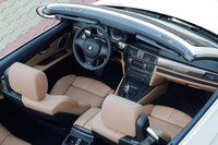 Click image for larger version

Name:	BMW_M3_Cabrio_Low_Res_012.jpg
Views:	59
Size:	69.1 KB
ID:	426871