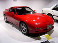 Click image for larger version

Name:	Mazda-rx7-3rd-generation01.jpg
Views:	91
Size:	58.5 KB
ID:	228444