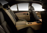 Click image for larger version

Name:	interieur_bmw7er_showcar_fond-miko2.jpg
Views:	47
Size:	158.3 KB
ID:	1002387