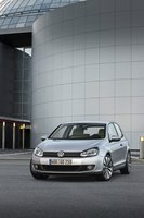 Click image for larger version

Name:	17_09golfvw.jpg
Views:	108
Size:	201.2 KB
ID:	636928