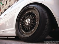 Click image for larger version

Name:	eurp-1107-09+2001-vw-gti+wheels.jpg
Views:	85
Size:	56.9 KB
ID:	2314694