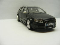 Click image for larger version

Name:	Audi RS4 avant - MINICHAMPS 1-43 2.JPG
Views:	17
Size:	1.09 MB
ID:	2533100
