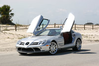 Click image for larger version

Name:	11747-2006-Mercedes-Benz-SLR.jpg
Views:	113
Size:	216.1 KB
ID:	632605