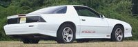 Click image for larger version

Name:	ChevroletCamaro1988 IROC-Z white1-back.jpg
Views:	72
Size:	28.1 KB
ID:	1245166