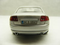 Click image for larger version

Name:	Audi A8 D3 4E facelift - MINICHAMPS 1-43 8.JPG
Views:	12
Size:	1.11 MB
ID:	3024822