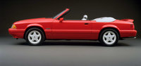 Click image for larger version

Name:	19921-2fordmustang.jpg
Views:	887
Size:	139.5 KB
ID:	862760