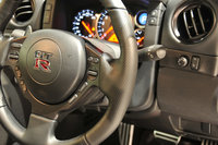 Click image for larger version

Name:	23_nissan_gtr_specv_live.jpg
Views:	243
Size:	293.7 KB
ID:	748398