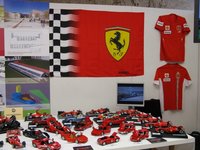 Click image for larger version

Name:	ferrari-diecast-model-cars-scale-1-18.JPG
Views:	60
Size:	365.3 KB
ID:	1903075