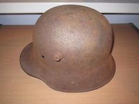 Click image for larger version

Name:	WW2 helmets 006.jpg
Views:	28
Size:	439.6 KB
ID:	3056580