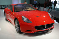 Click image for larger version

Name:	ferraricalla_07.jpg
Views:	193
Size:	250.6 KB
ID:	707062