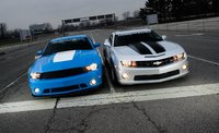 Click image for larger version

Name:	2010_roush_ford_mustang_stage_3_and_2010_lingenfelter_chevrolet_camaro_ss.jpg
Views:	64
Size:	299.1 KB
ID:	1739977