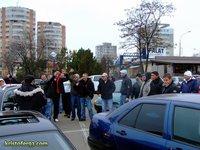 Click image for larger version

Name:	Miting Taxa Auto - Bacau, 13 decembrie (12).jpg
Views:	112
Size:	123.8 KB
ID:	726640