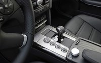 Click image for larger version

Name:	112_0903_03z+2010_mercedes_benz_e63_AMG+shifter.jpg
Views:	2809
Size:	53.6 KB
ID:	989555