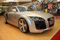Click image for larger version

Name:	audi_tt_r8_04.jpg
Views:	702
Size:	269.8 KB
ID:	227313