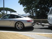 Click image for larger version

Name:	Porsche%20997%20caravan%2004.jpg
Views:	567
Size:	44.2 KB
ID:	538073