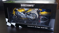 Click image for larger version

Name:	Max Biaggi - 2004 - Honda RC211V - Picture 2.JPG
Views:	9
Size:	3.47 MB
ID:	3180421