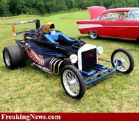 Click image for larger version

Name:	Red-Bull-Car--20126.jpg
Views:	31
Size:	88.9 KB
ID:	1287121