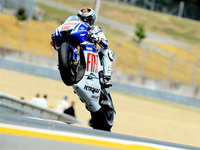 Click image for larger version

Name:	n499138_lorenzo.wheelie_0.preview.jpg
Views:	86
Size:	23.0 KB
ID:	925665