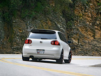 Click image for larger version

Name:	160_0706_et_06_z+2006_vw_gti+rear.jpg
Views:	115
Size:	364.8 KB
ID:	368888