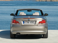 Click image for larger version

Name:	BMW-1-Series_Cabrio_2008_1600x1200_wallpaper_1d.jpg
Views:	32
Size:	312.4 KB
ID:	1228550