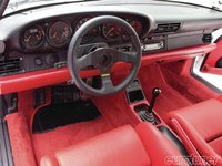 Click image for larger version

Name:	eurp-1203-03+1991-porsche-911-turbo+steering-wheel.jpg
Views:	33
Size:	68.4 KB
ID:	2465694
