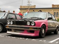 Click image for larger version

Name:	eurp_0909_97_z+eurowerks_event_2009+half_painted_car.jpg
Views:	76
Size:	58.7 KB
ID:	1294834