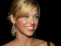 Click image for larger version

Name:	09203_palicki41_122_133lo.jpg
Views:	912
Size:	264.5 KB
ID:	771435